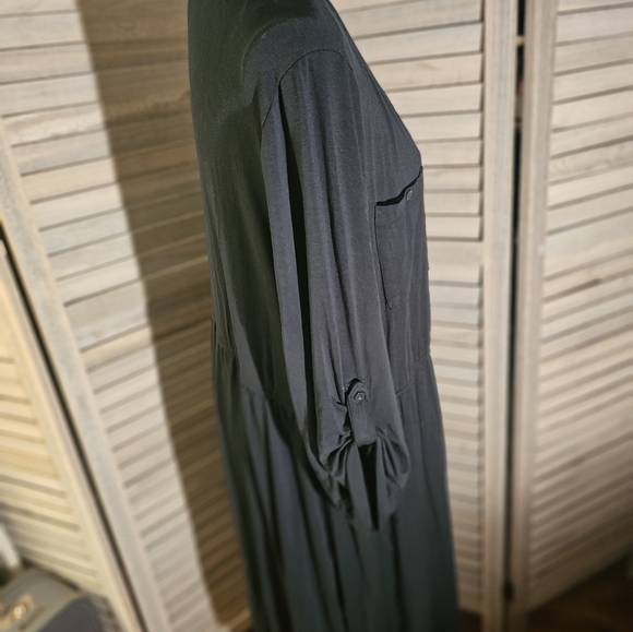 Torrid Dark Green soft zip front dress. - Picture 5 of 10